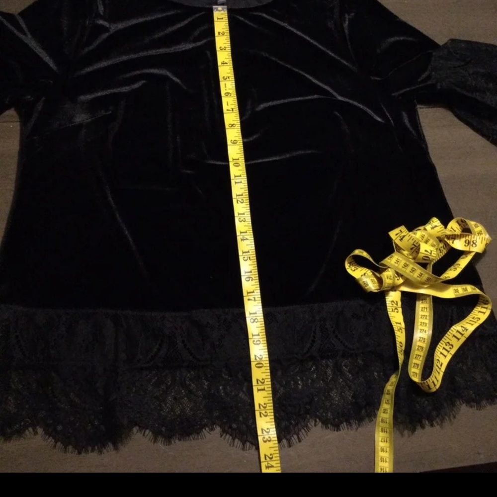 The Limited Black Velvet & Lace Blouse - Picture 8 of 8